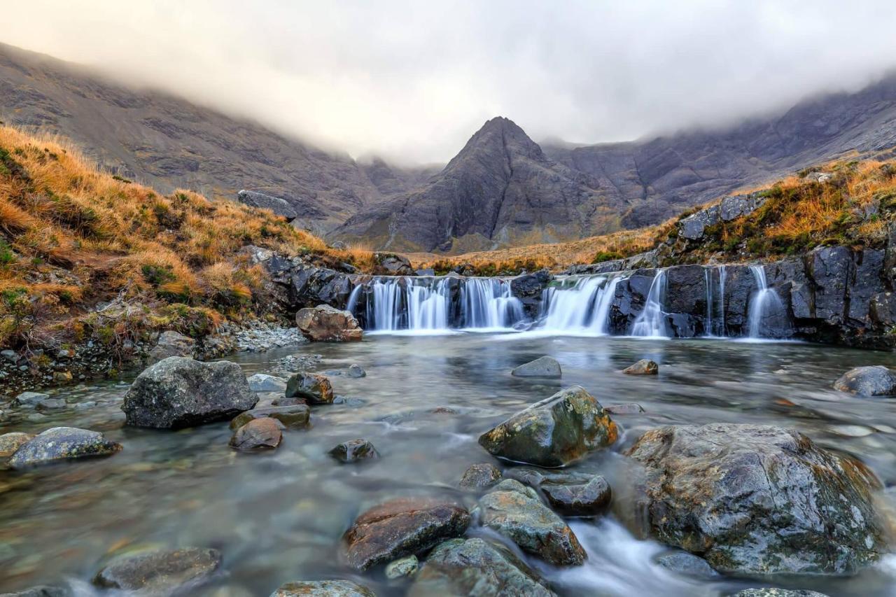Tigh Lachie, Mary'S Thatched Cottages, Elgol, Isle Of Skye Buitenkant foto