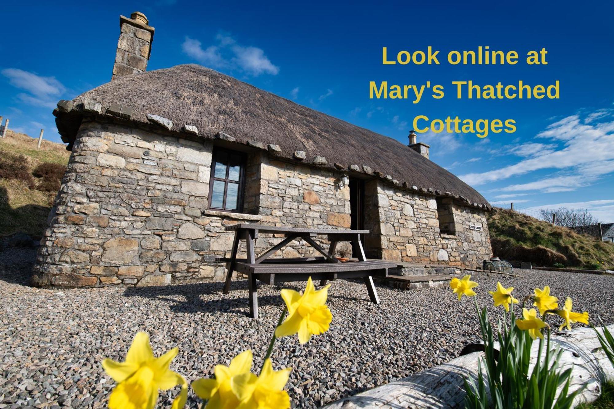 Tigh Lachie, Mary'S Thatched Cottages, Elgol, Isle Of Skye Buitenkant foto